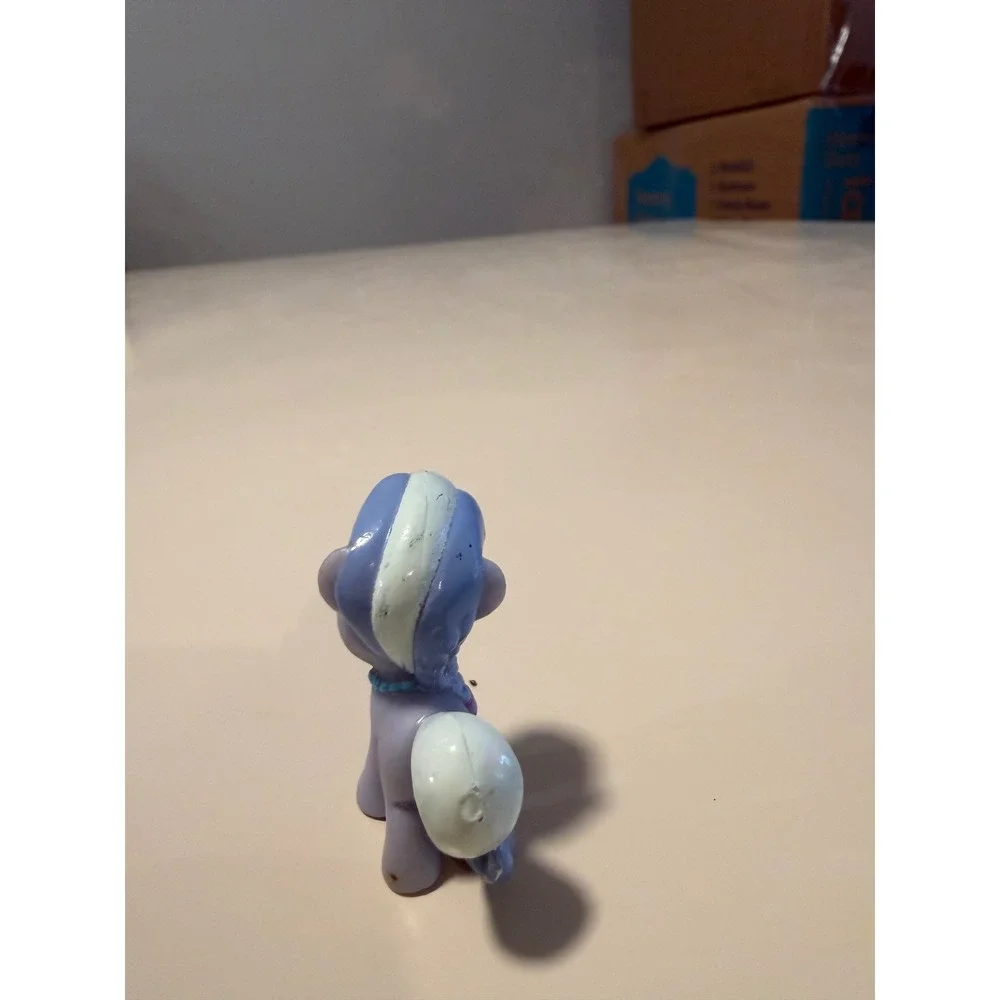 My Little Pony G4 Blind Bag Mini Figure Lavender Blue White Mane 2 Inch